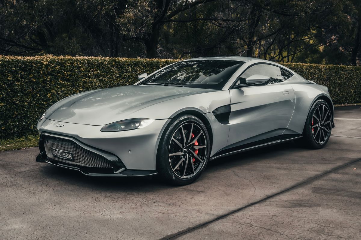 2019 Aston Martin V8 Vantage