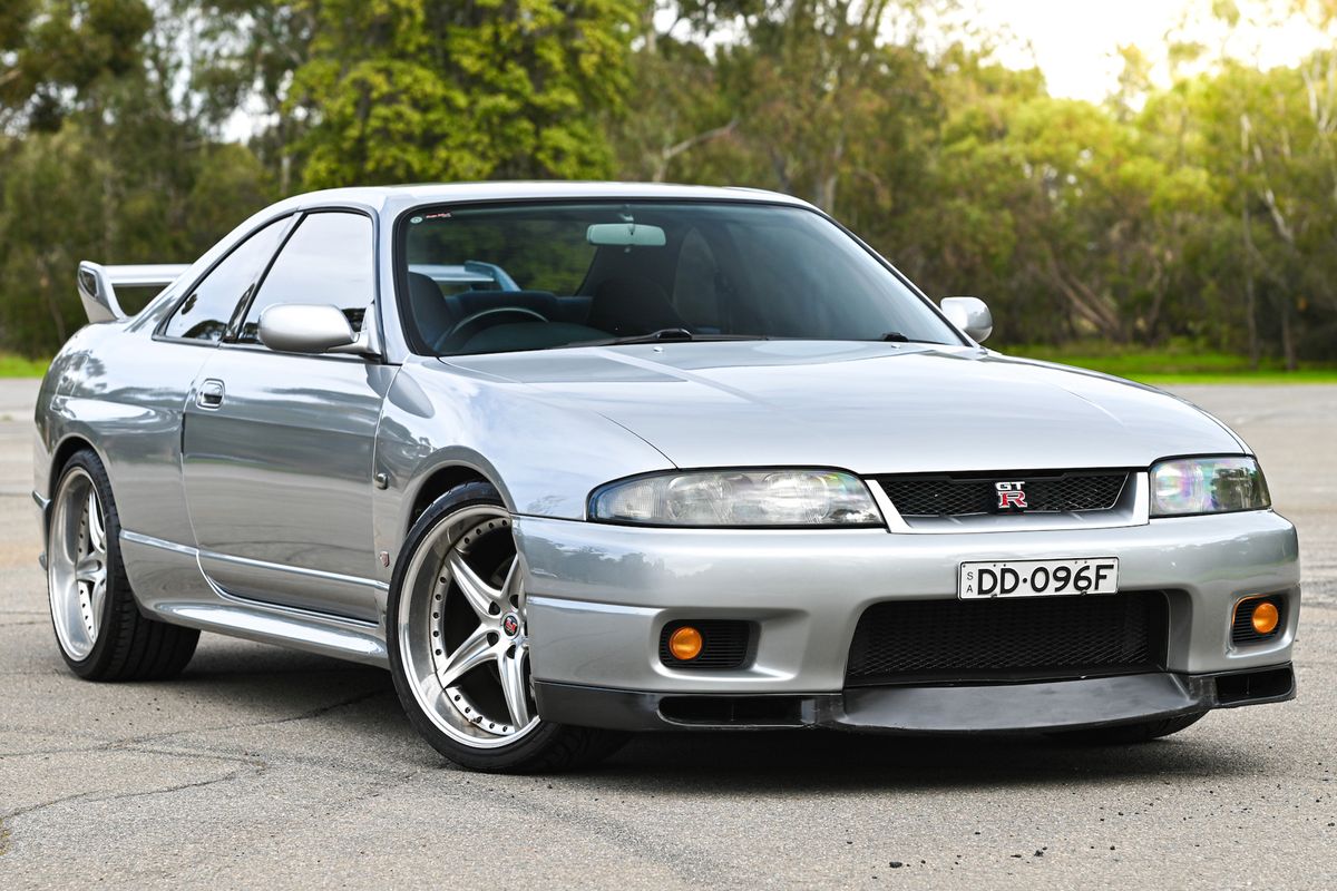 1996 NISSAN SKYLINE (R33) GT-R