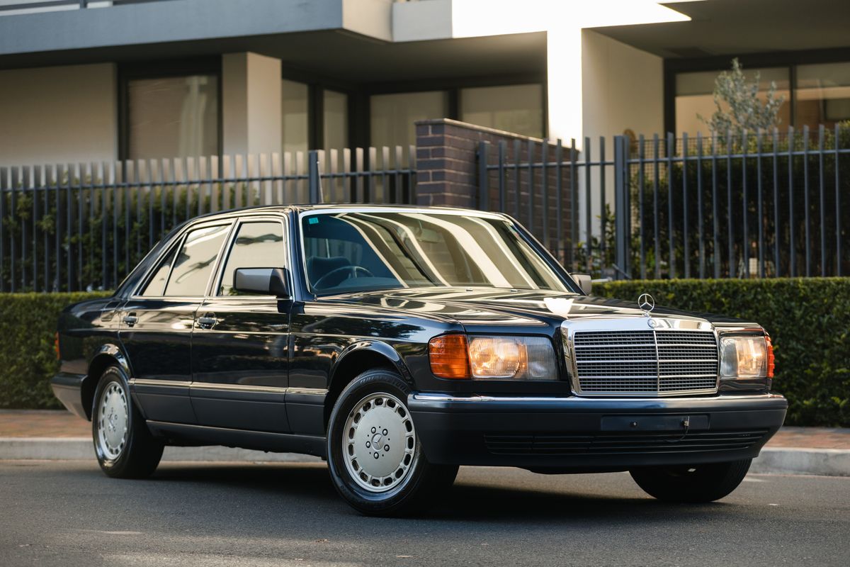 1990 Mercedes-Benz (W126) 300 SE