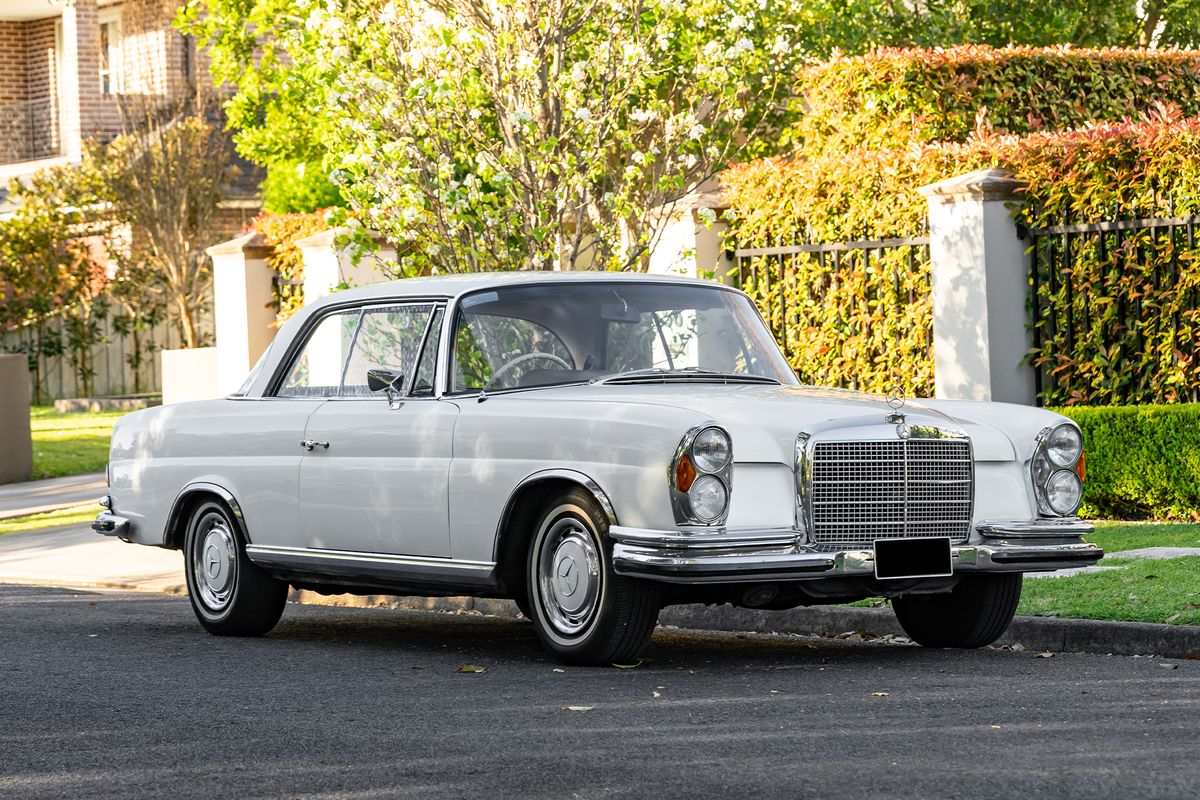 1970 Mercedes-Benz (W111) 280 SE 3.5 Coupe