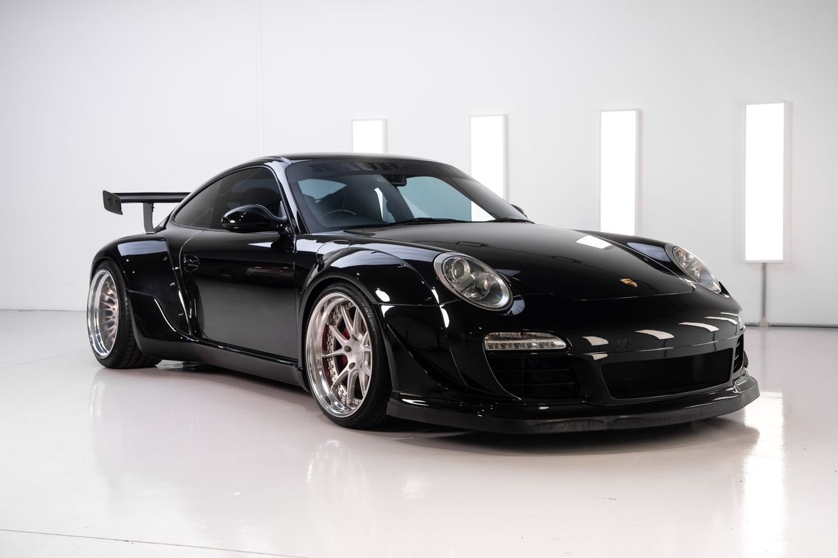2008 Porsche 911 (997.2) Carrera S - RWB 'Santoshi'