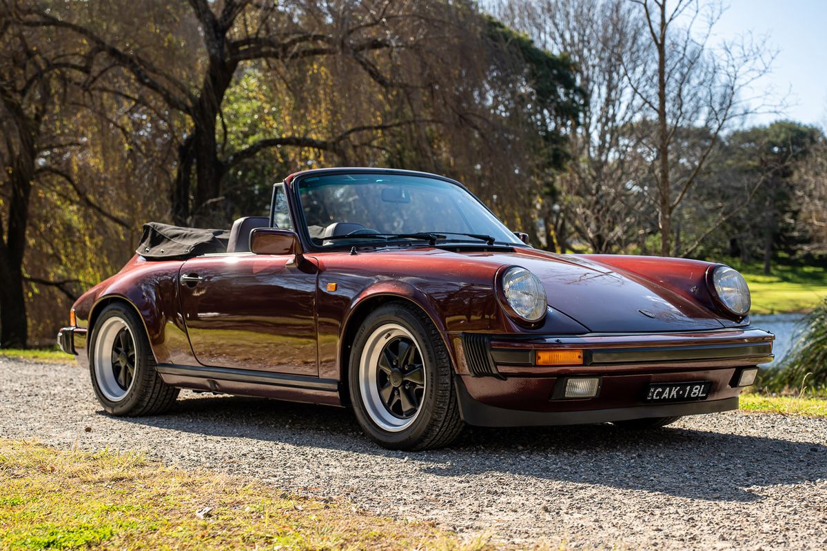 1984 Porsche 911 Carrera 3.2 Cabriolet