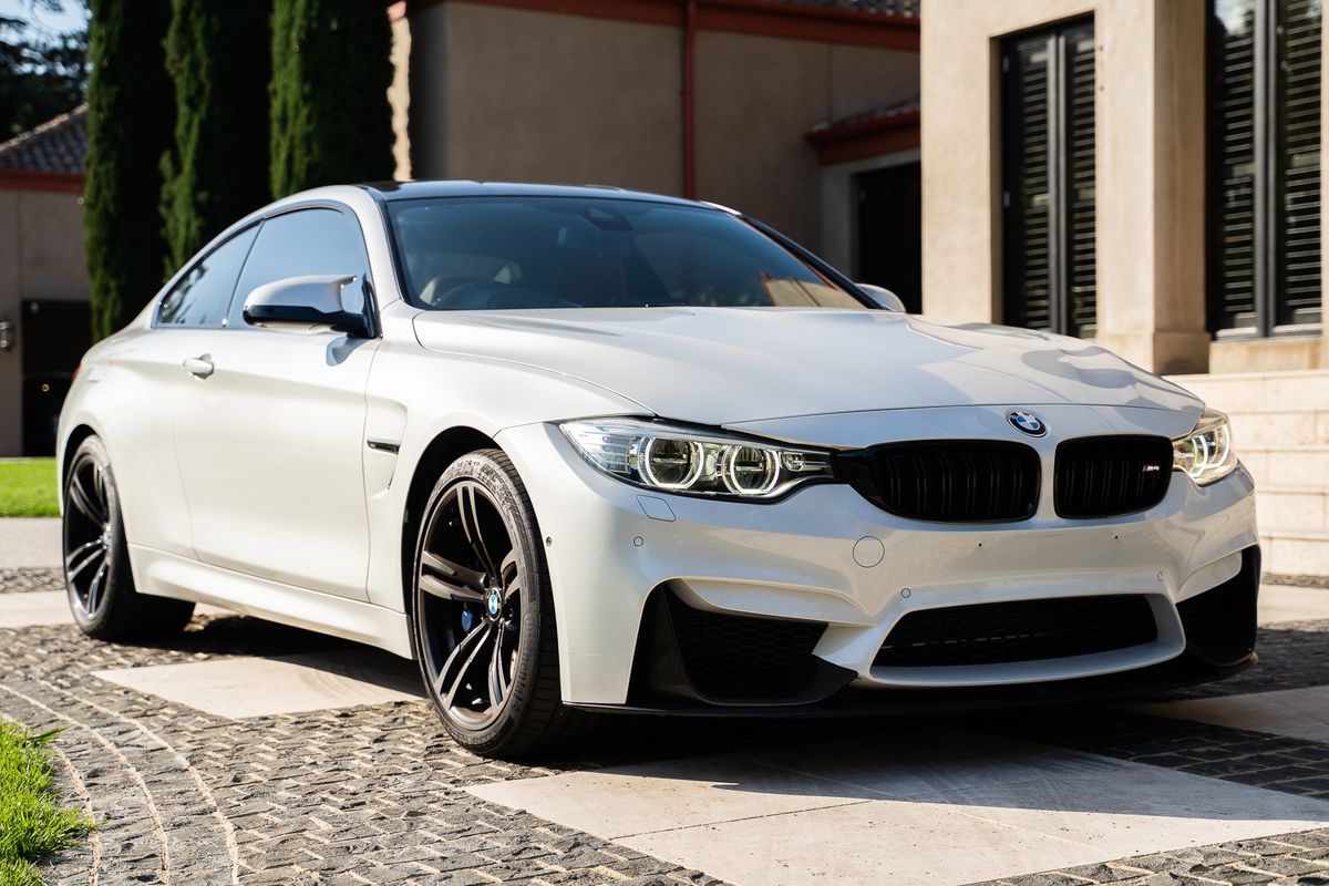 2016 BMW (F82) M4
