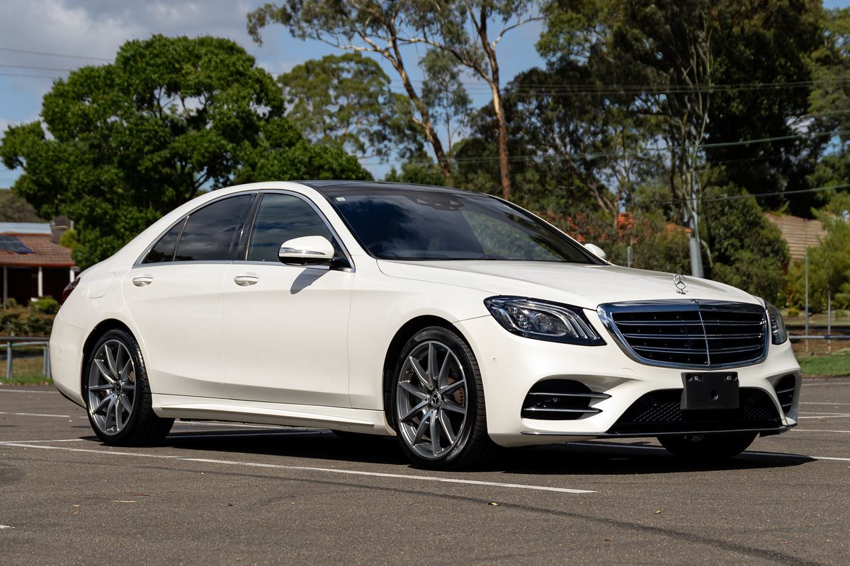 S400 Hybrid AMG Line (W222) cover