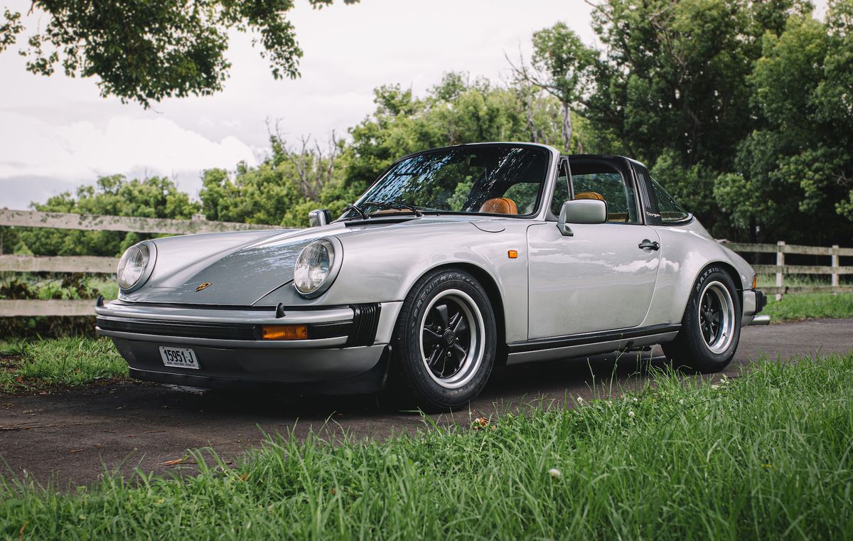 1976 PORSCHE 911 CARRERA 3.0 TARGA
