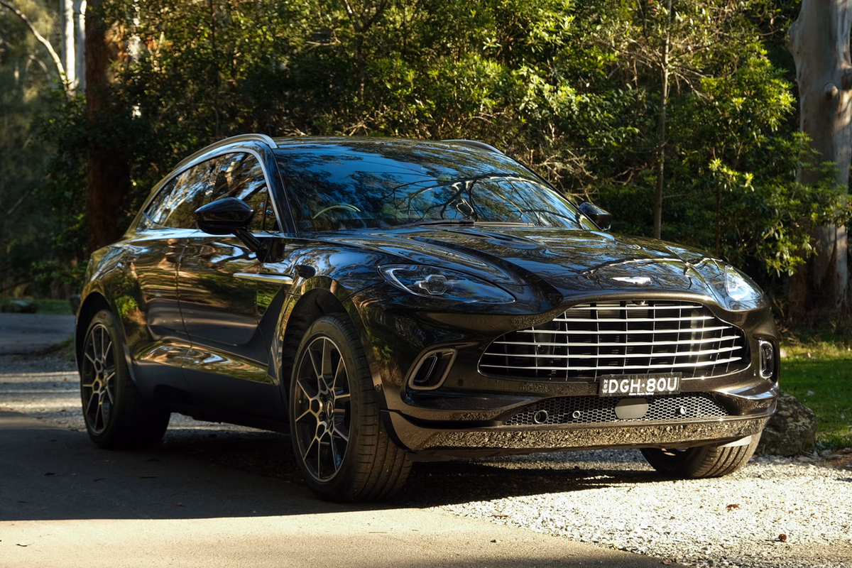 2022 Aston Martin DBX