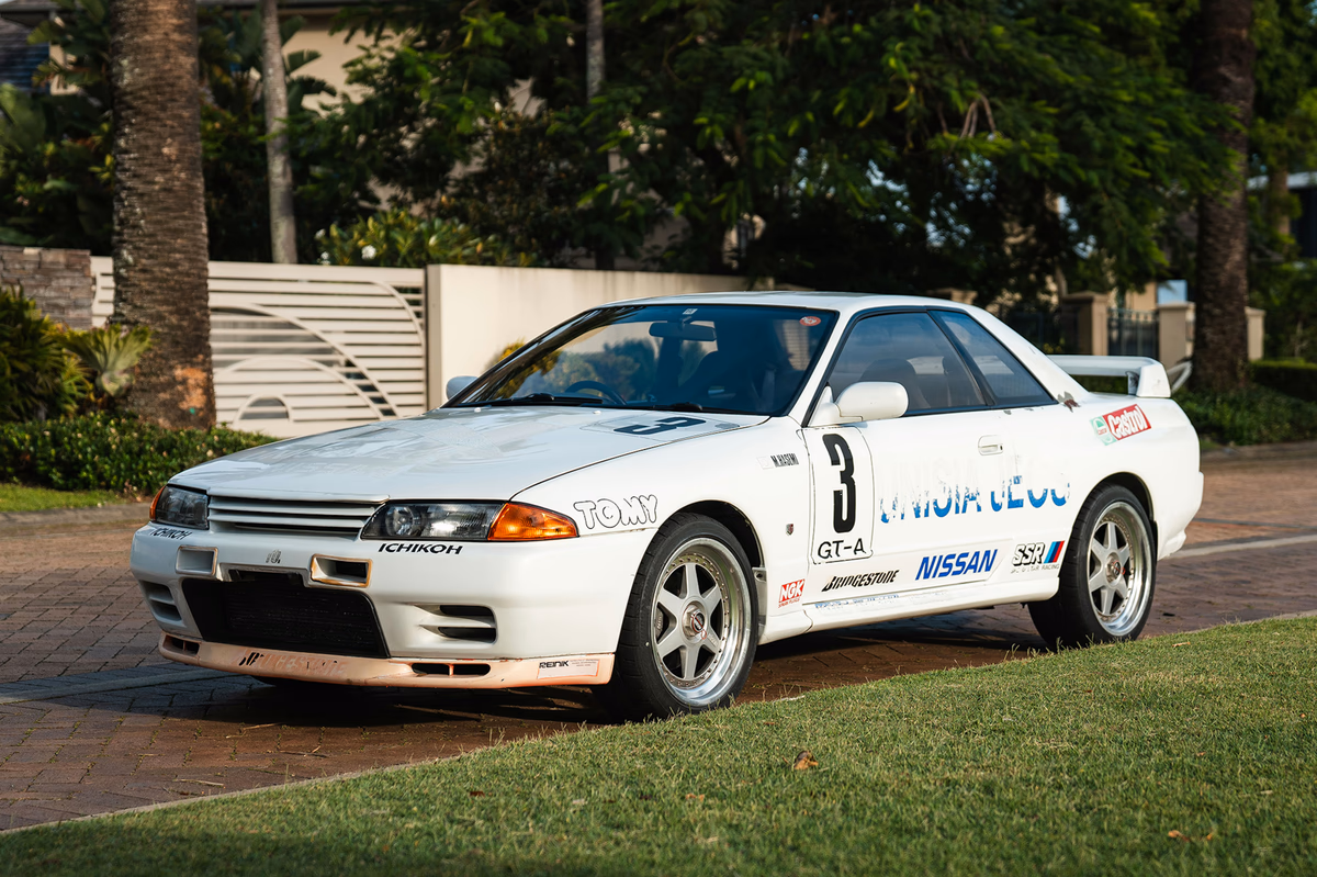 Nissan Skyline R32 GT-R N1 cover