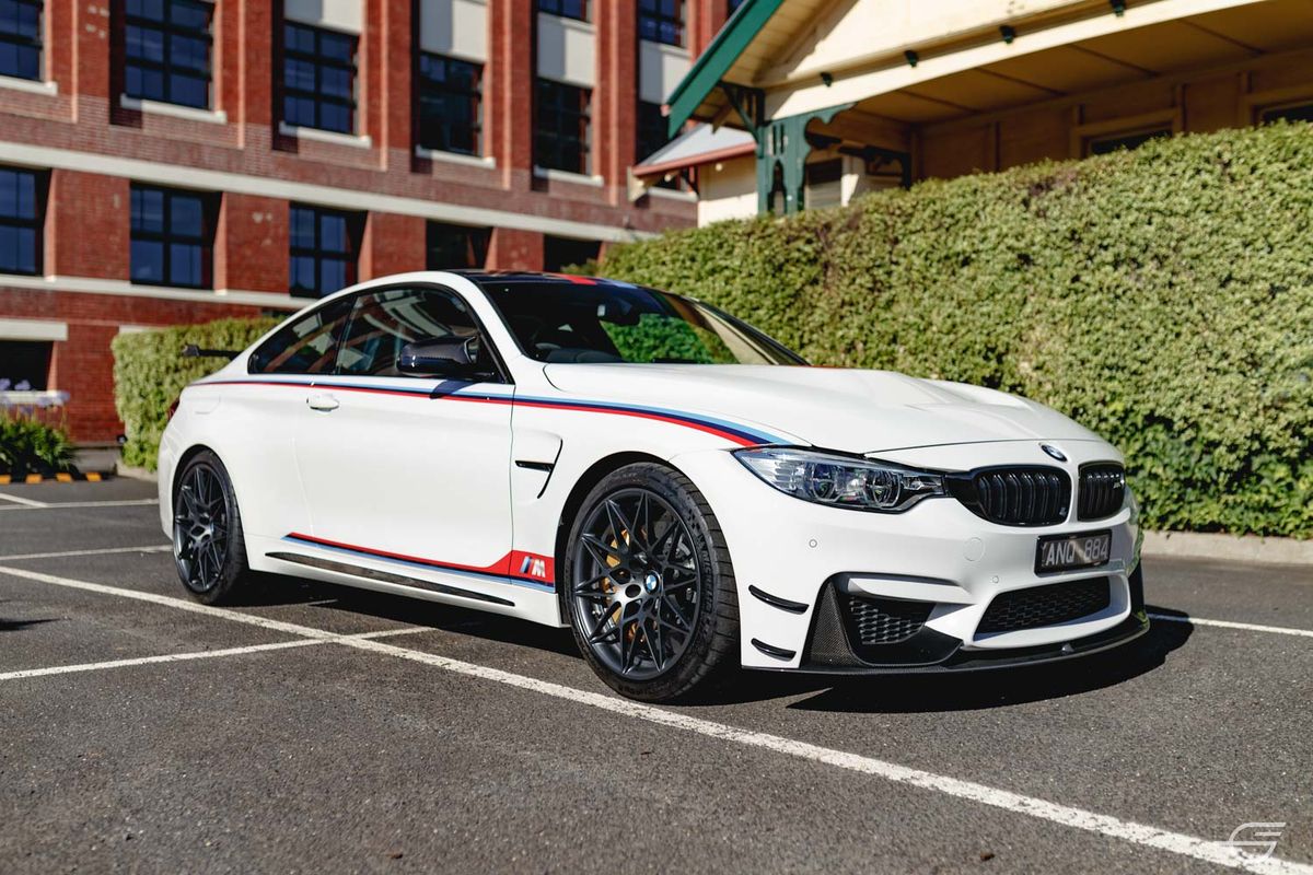 2017 BMW M4 DTM Champion Edition