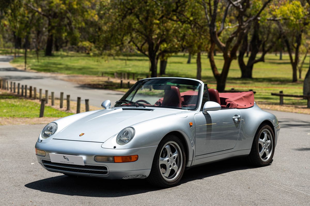 1994 Porsche 911 (993) Carrera Cabriolet - 34,066 km