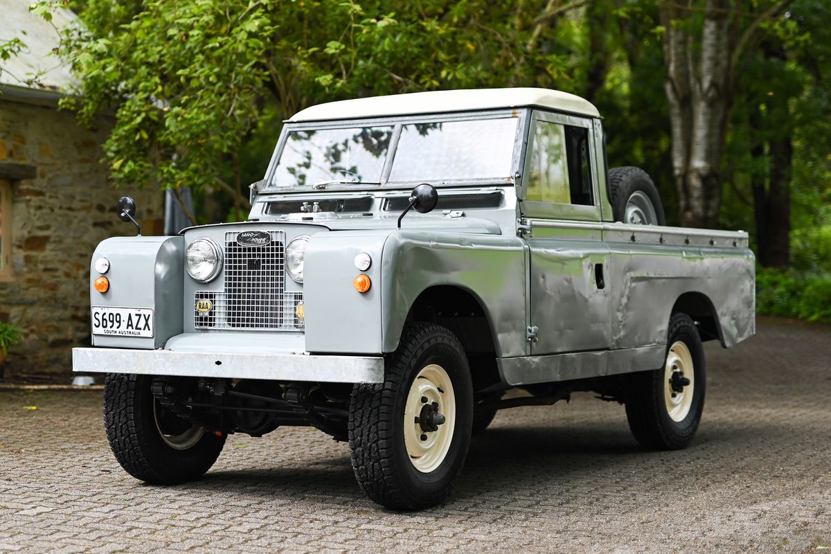 1962 LAND ROVER SERIES IIA 109" PICK UP