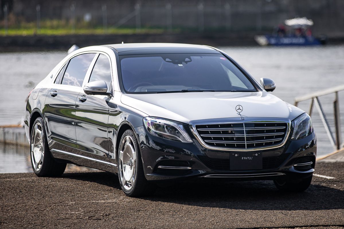 2016 Mercedes-Maybach (X222) S550