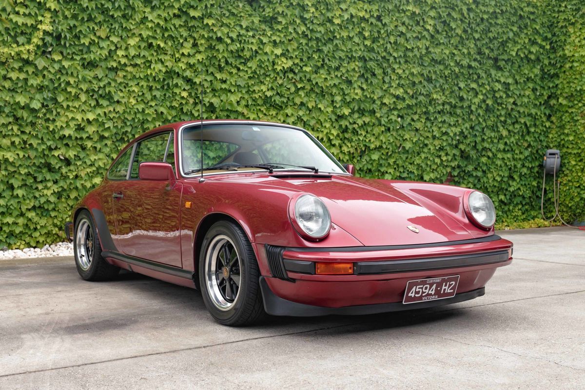 1976 Porsche 911 2.7