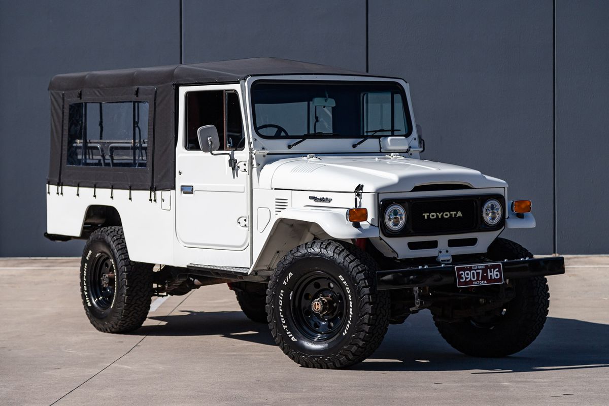 1984 TOYOTA FJ45 LAND CRUISER