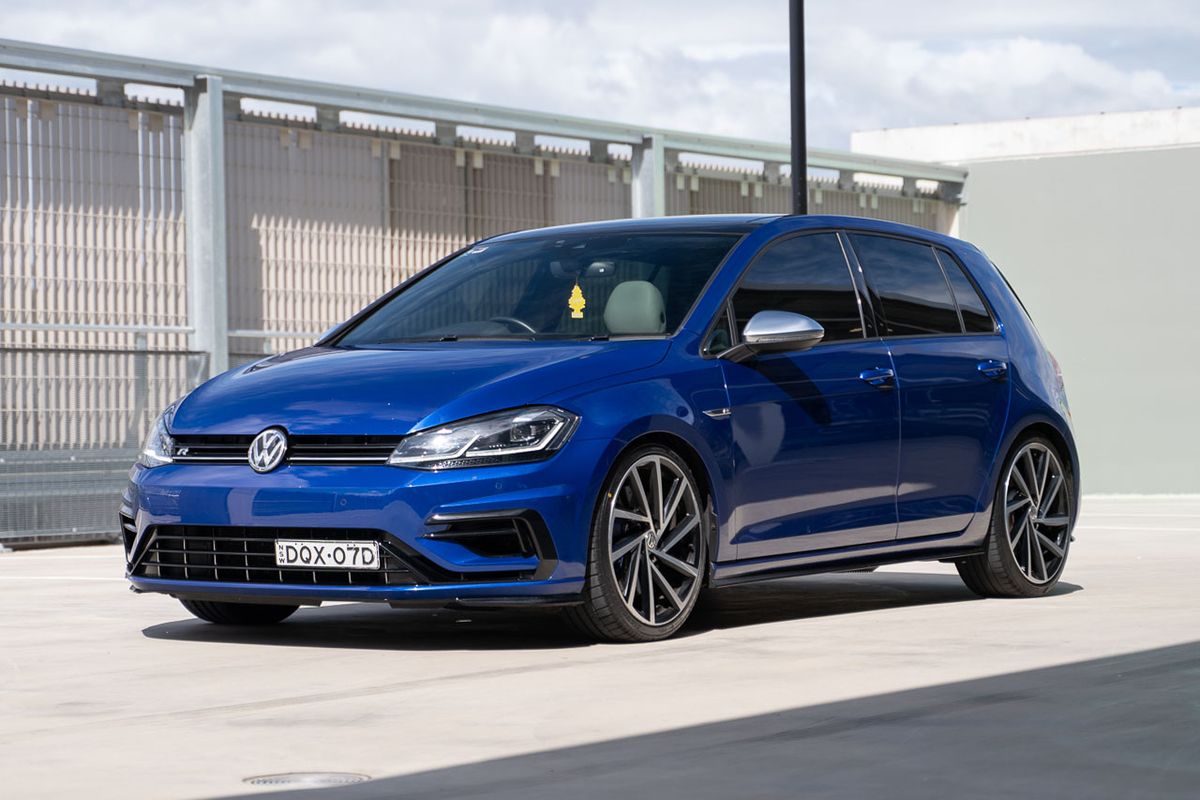 2018 VOLKSWAGEN GOLF R