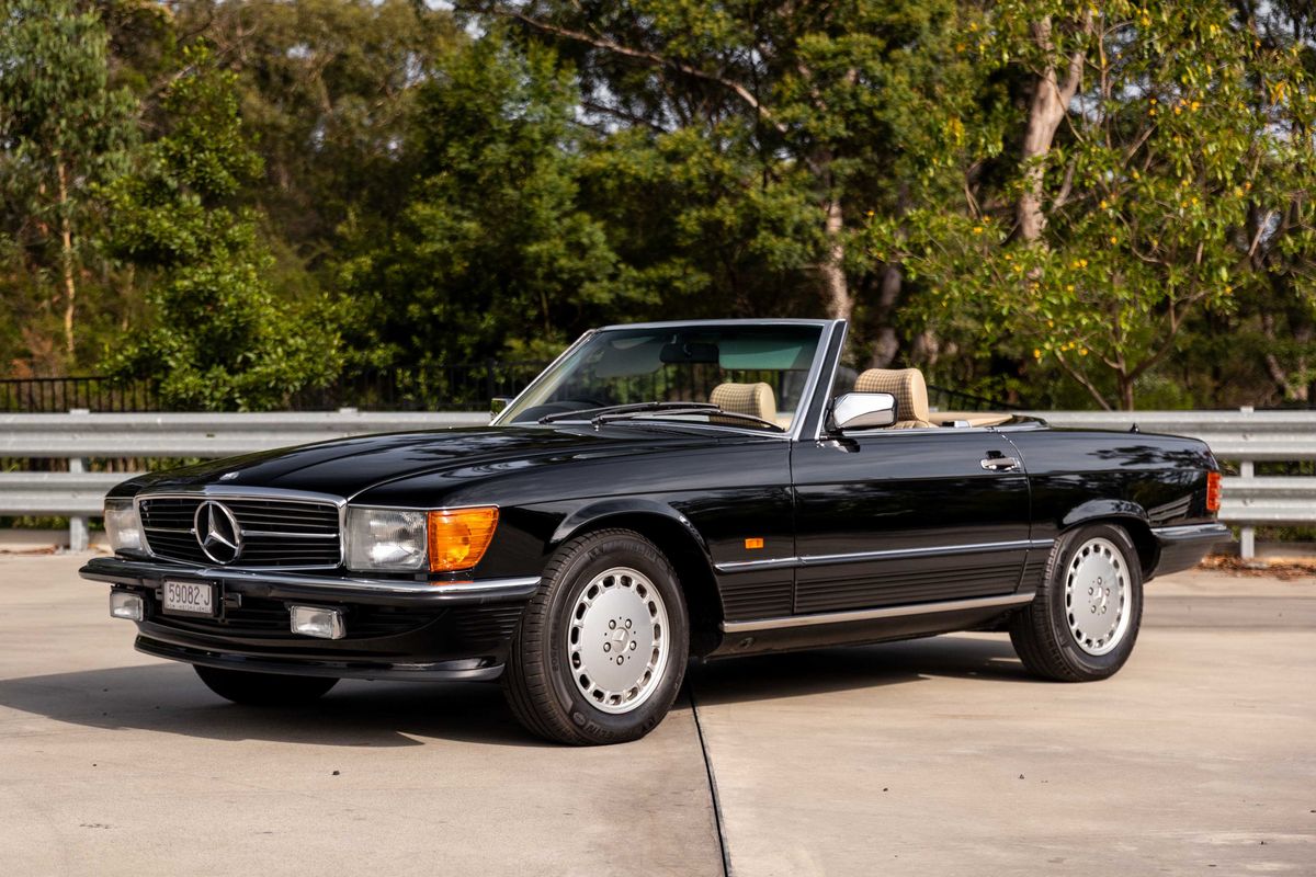 1989 Mercedes-Benz (R107) 300SL