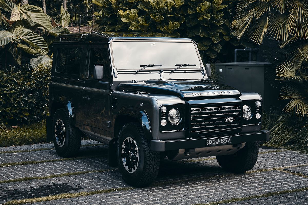 2015 Land Rover Defender 90 Adventure