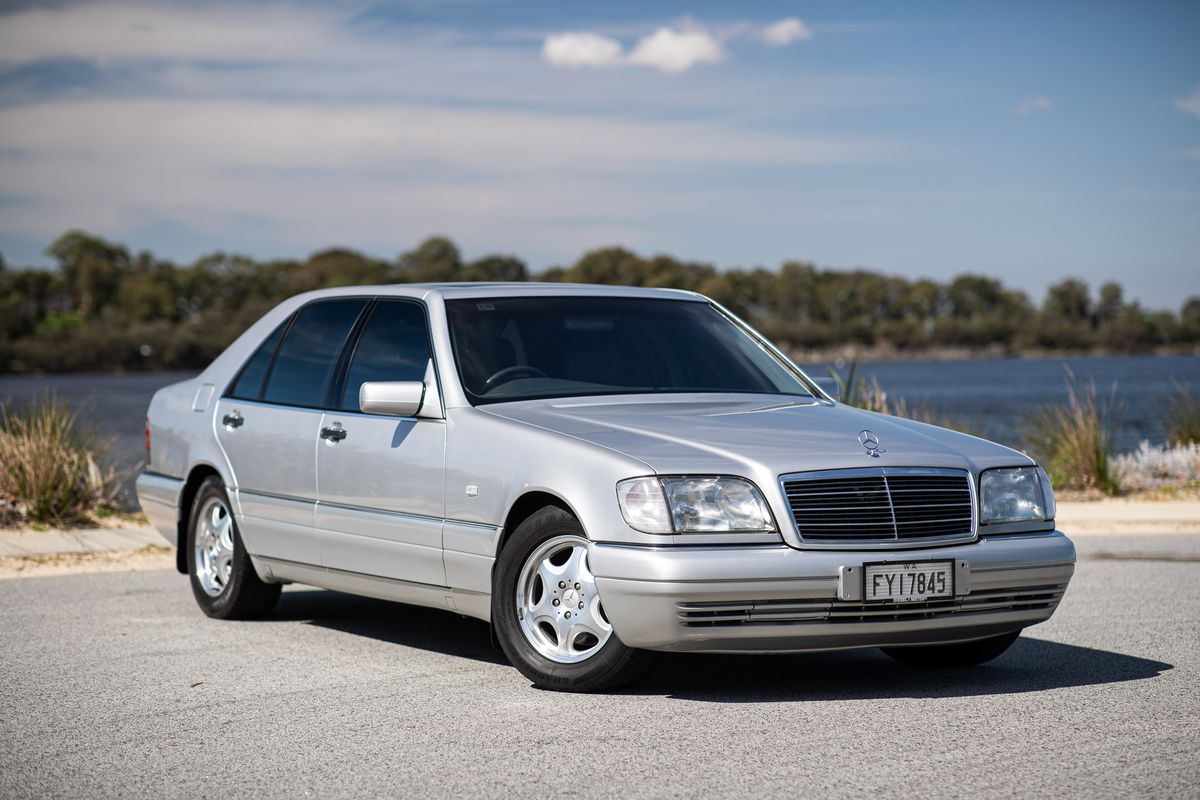1997 MERCEDES-BENZ (W140) S500 