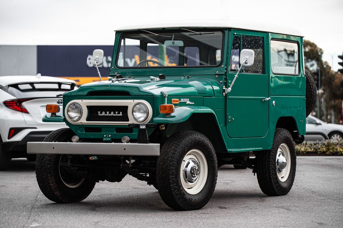 1971 TOYOTA FJ40 LAND CRUISER