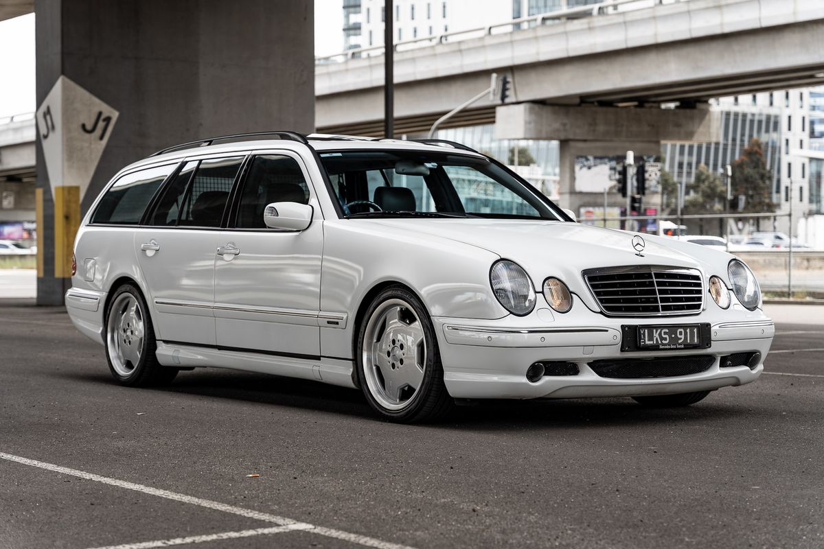 2000 Mercedes-Benz (S210) E55 AMG