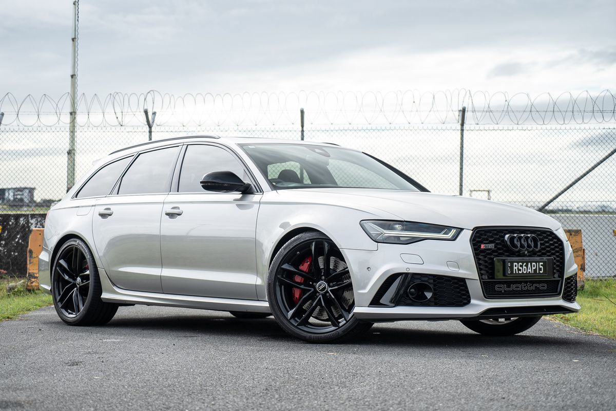 2015 Audi (C7) RS6 Avant Performance