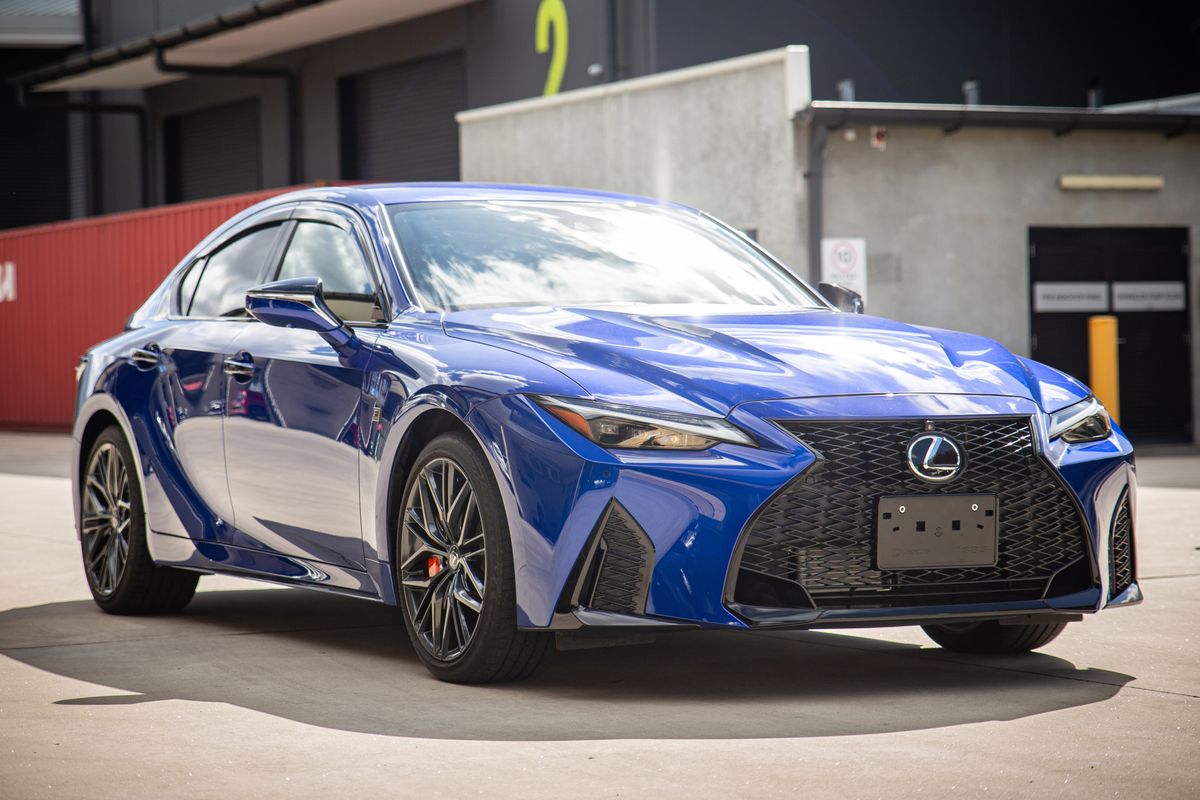 2023 Lexus IS500 F Sport