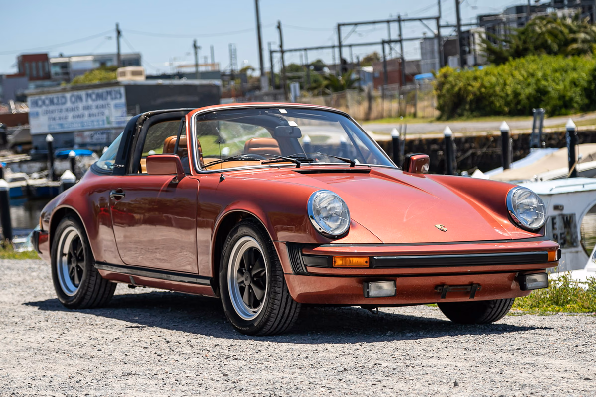 Porsche 911 G-Body SC Targa cover