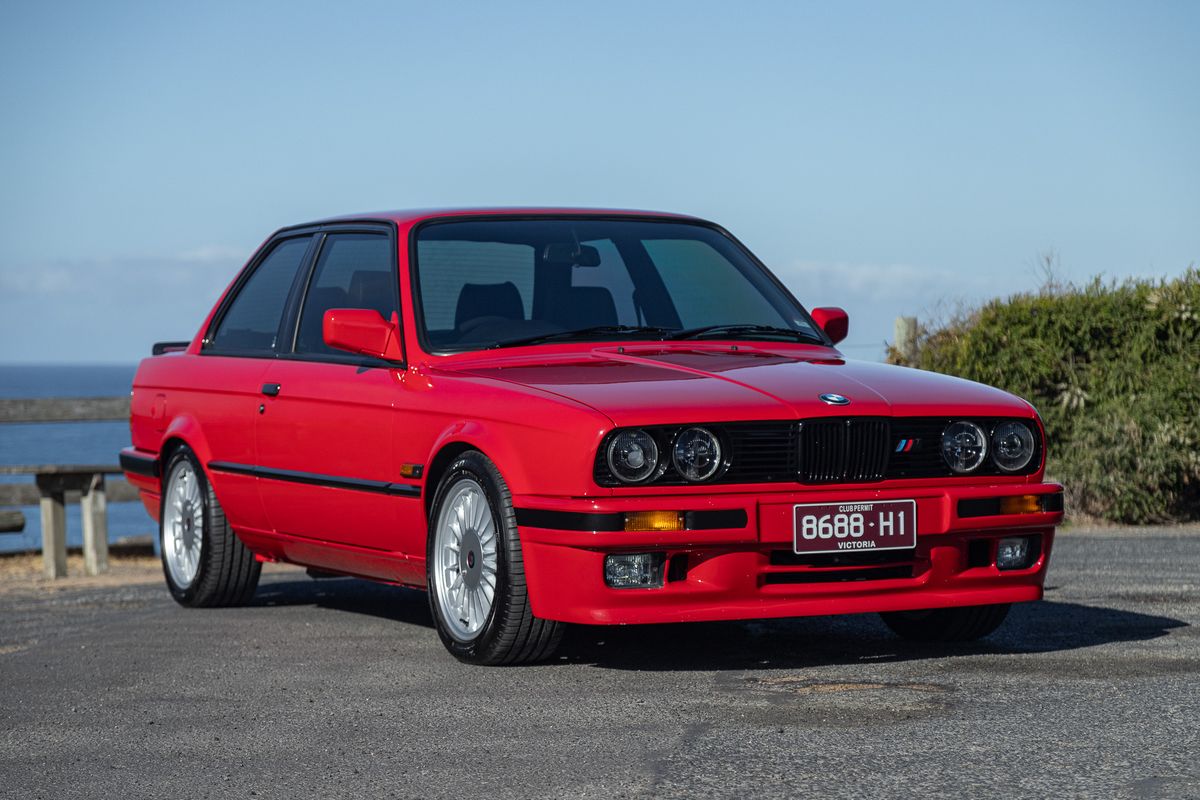 1989 BMW (E30) 318i - M54B30 Conversion