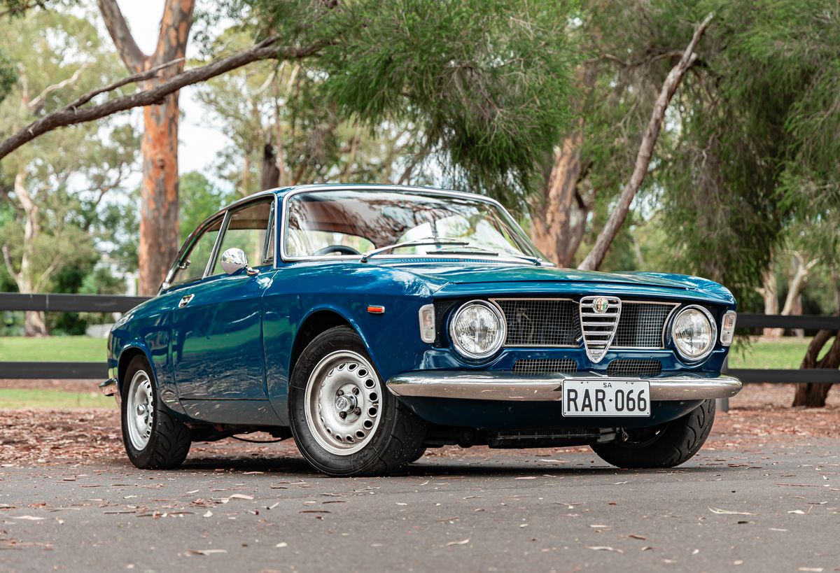 1965 Alfa Romeo Giulia Sprint GT Veloce - GTA Tribute