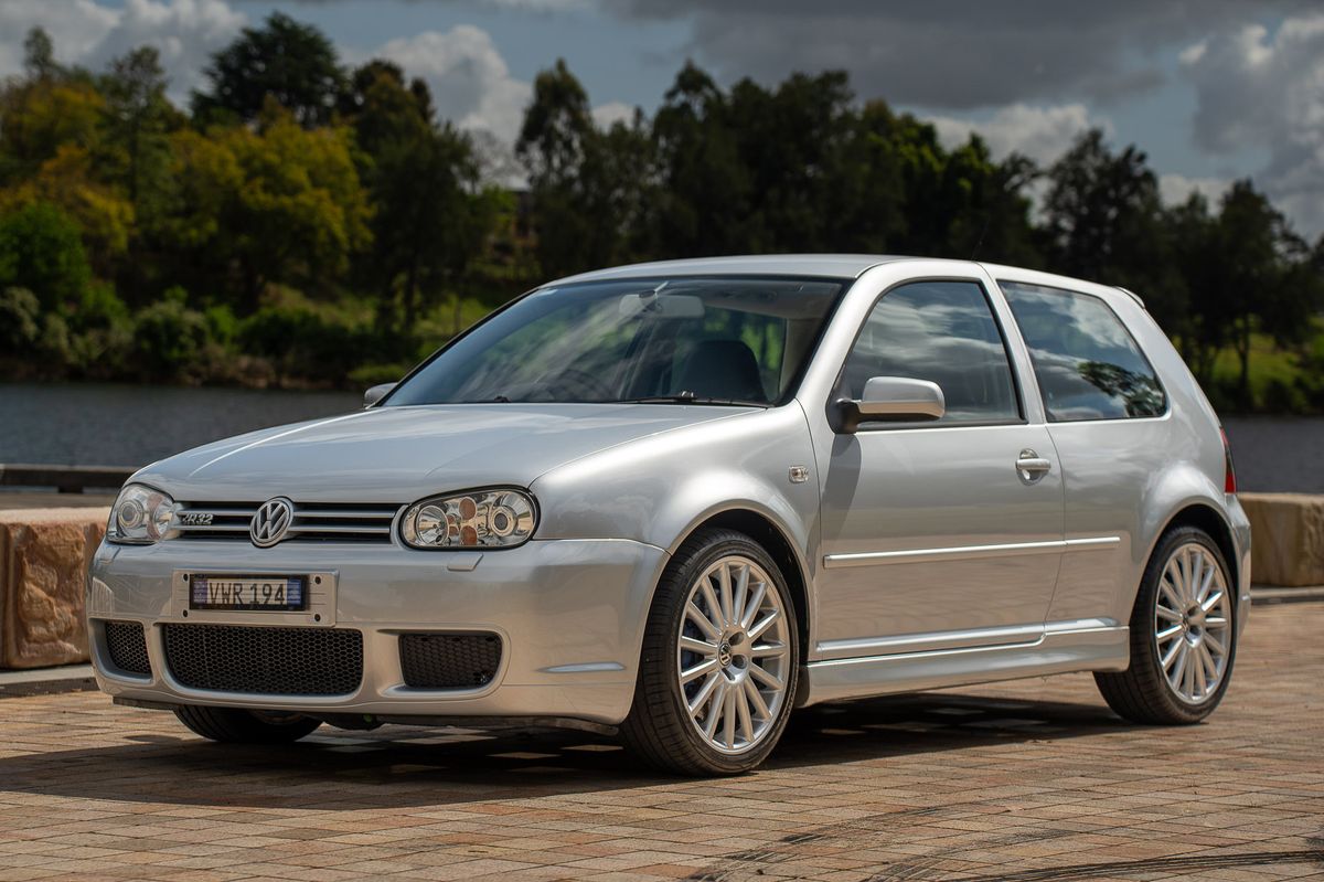 2004 Volkswagen Golf (Mk4) R32