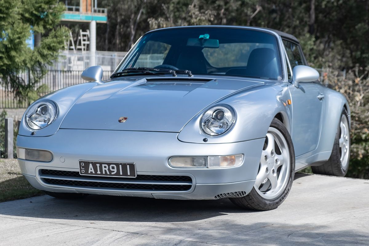 1997 PORSCHE 911 (993) CARRERA 4 CABRIOLET - MANUAL