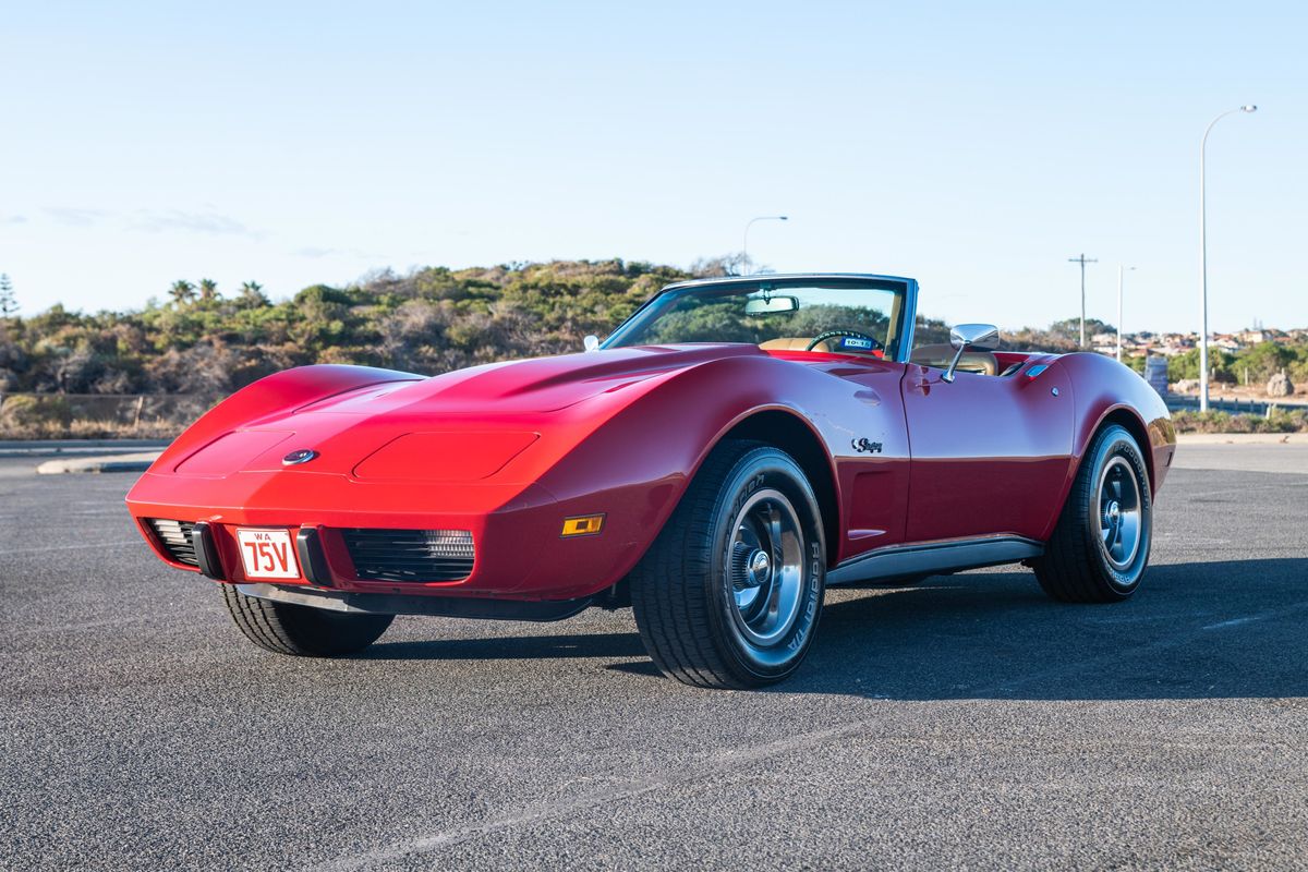 1975 Chevrolet (C3) Corvette Roadster