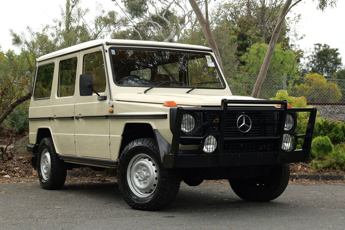 1982 Mercedes-Benz (W460) 300 GD