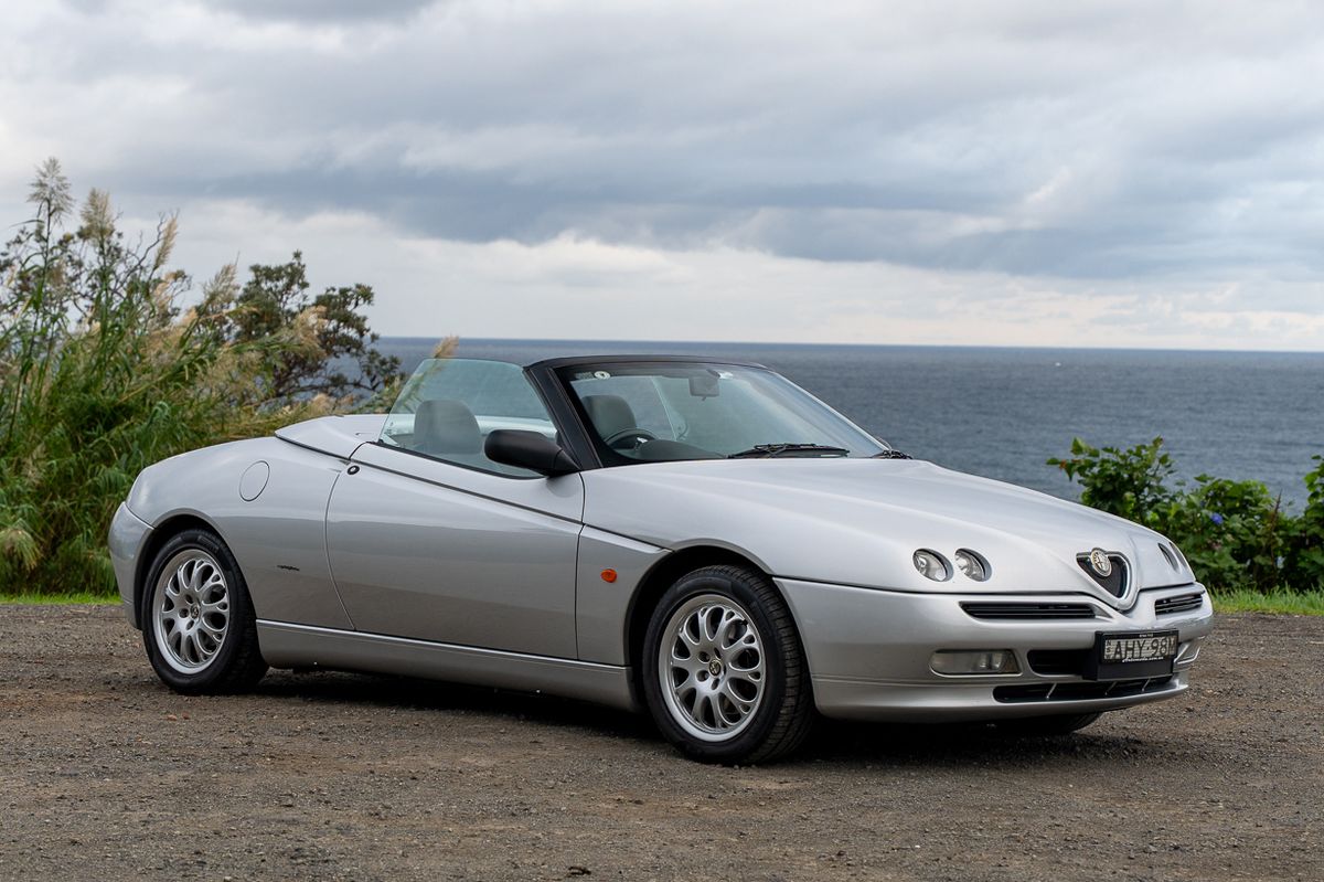 1999 Alfa Romeo Spider 2.0L Twin Spark - One Owner