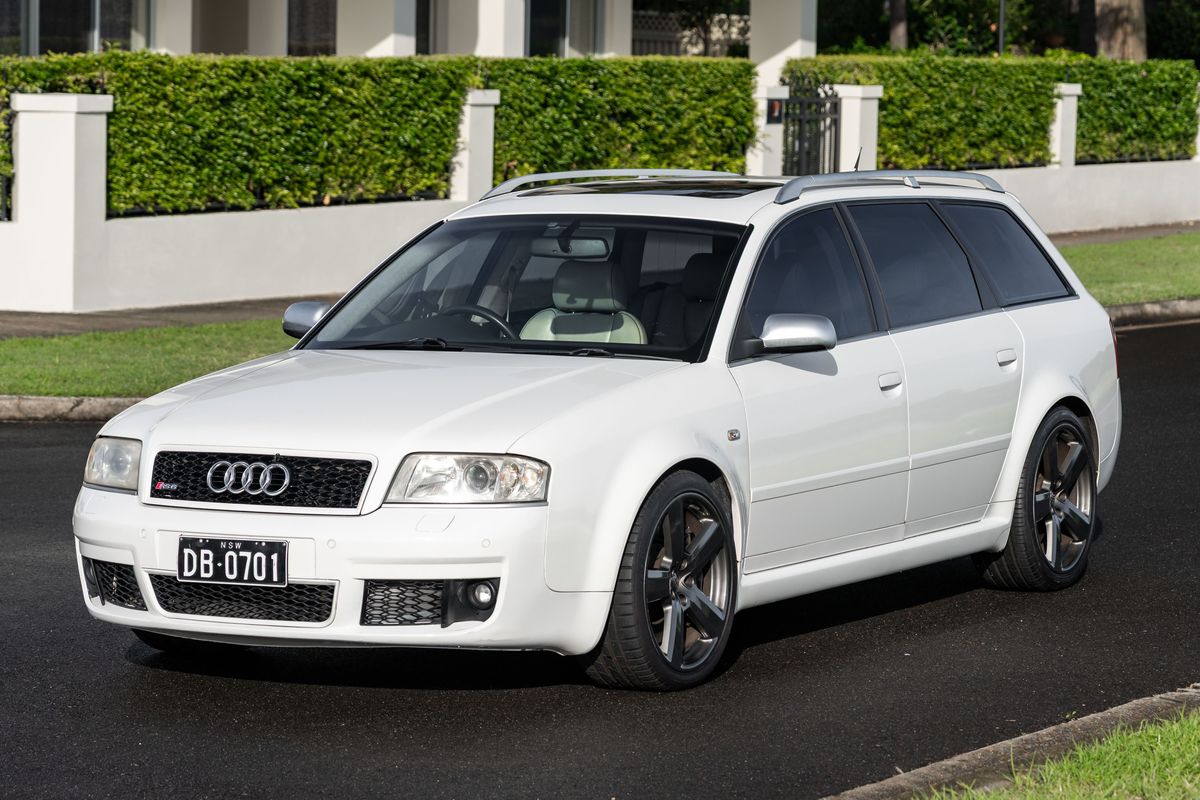 2004 Audi (C5) RS6 Avant
