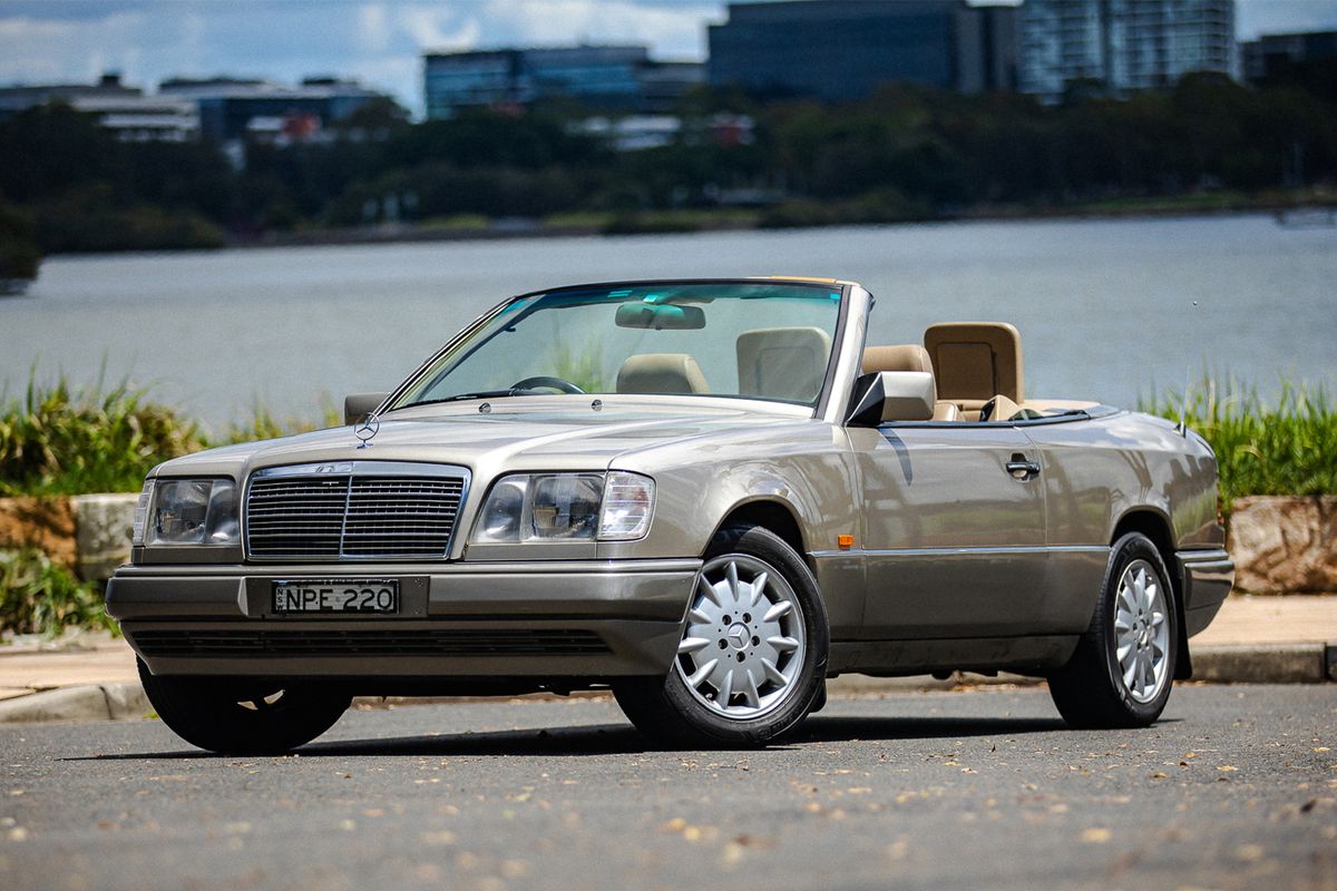 1995 Mercedes-Benz (W124) E220 Cabriolet