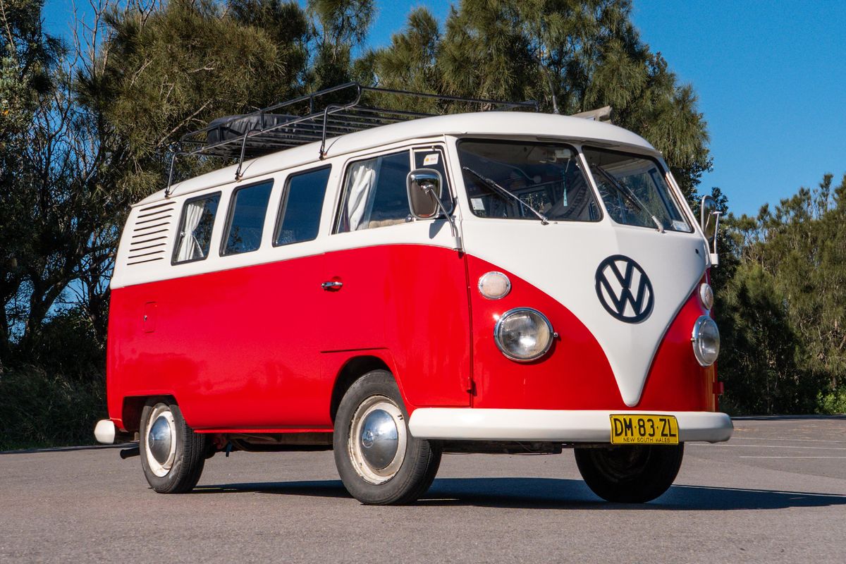 1966 Volkswagen Type 2 (T1) Kombi Splitscreen - Campervan Conversion