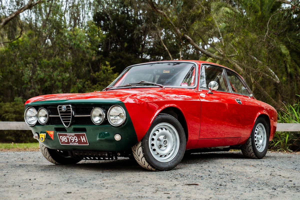 1968 Alfa Romeo 1750 GTV - Race Prepared