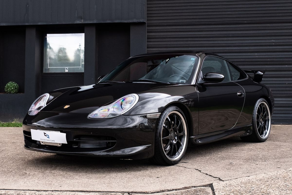 2001 Porsche 911 (996) Carrera 4 - LHD