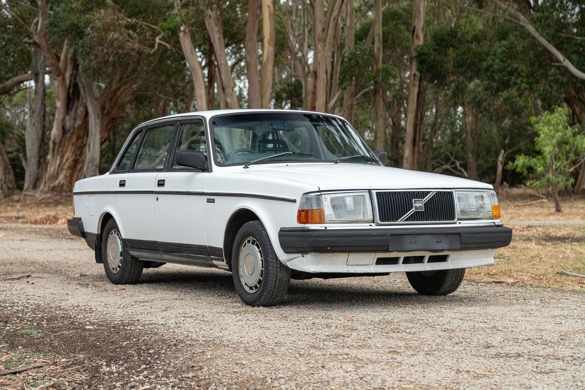 Charity Auction: 1986 Volvo 240