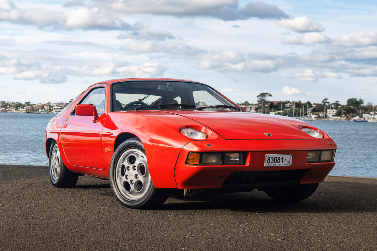 Porsche 928 Manual cover