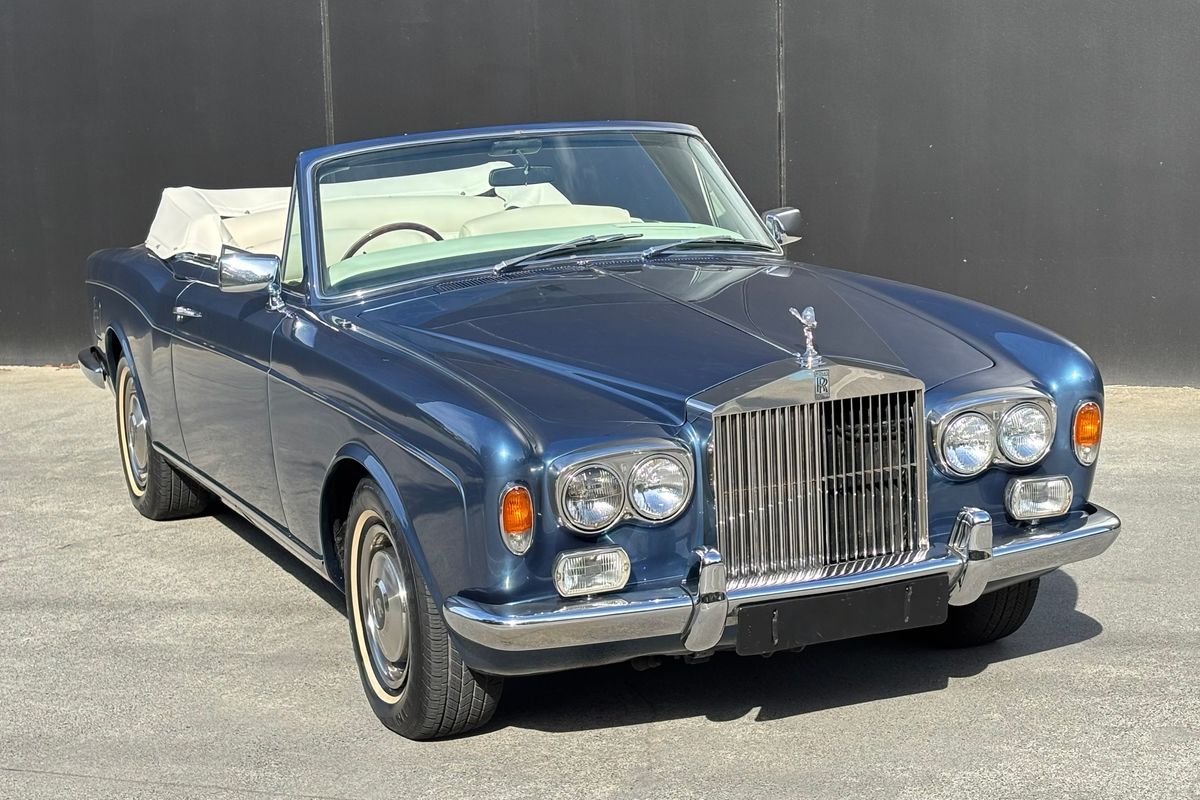 1975 Rolls-Royce Corniche Convertible