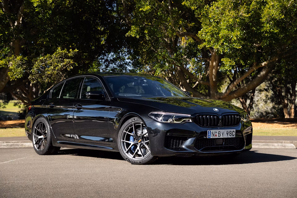 BMW M5 F90 cover