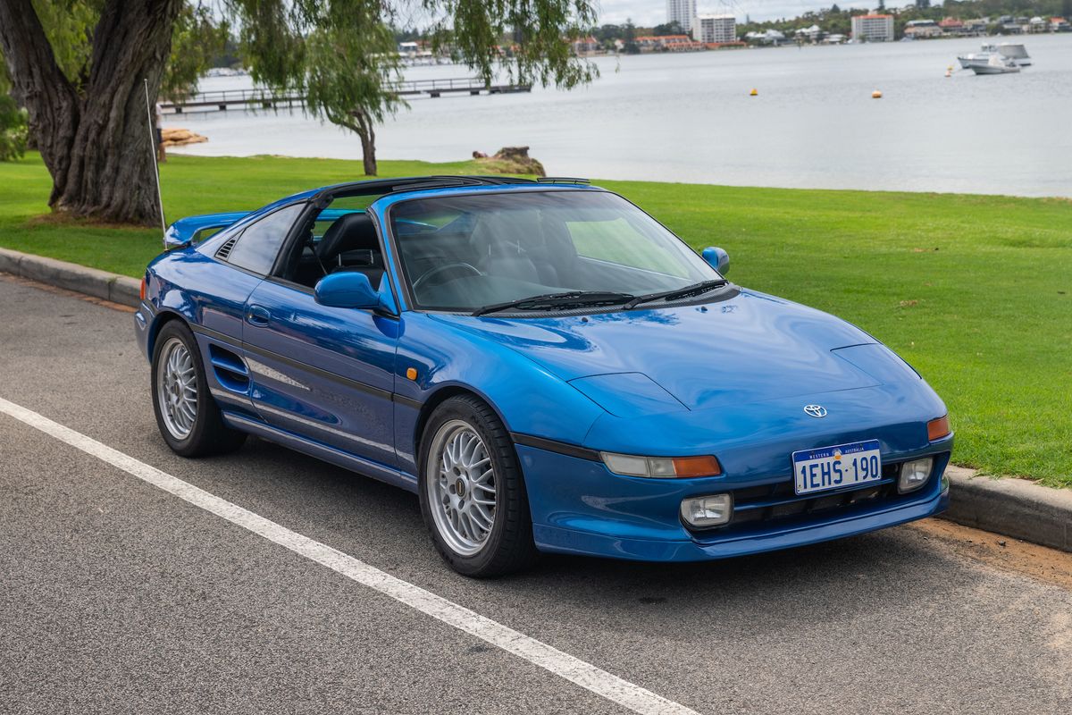 1994 TOYOTA MR2
