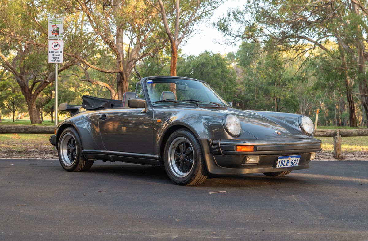 1988 PORSCHE 911 CARRERA 3.2 SUPER SPORT CABRIOLET