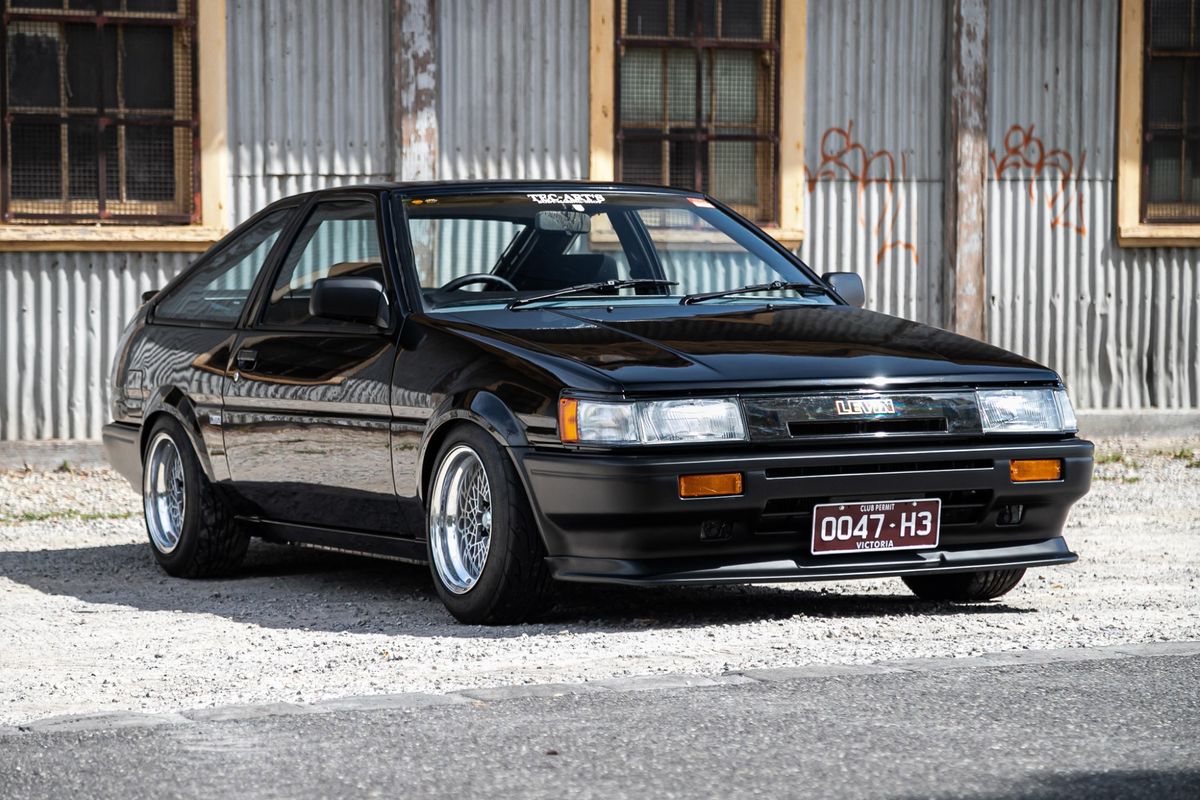 1983 TOYOTA COROLLA LEVIN (AE86)