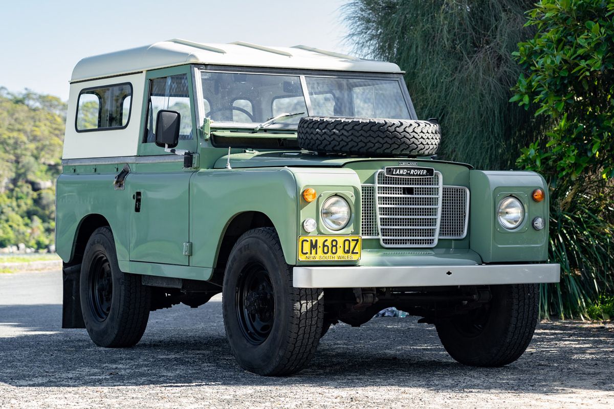 1975 LAND ROVER SERIES III 88"