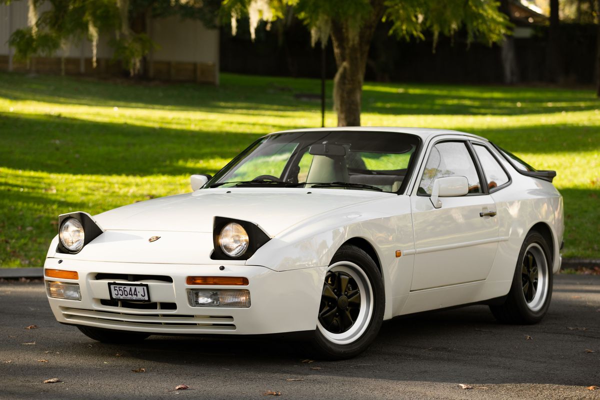 1985 Porsche 944 Turbo - Concours Winner