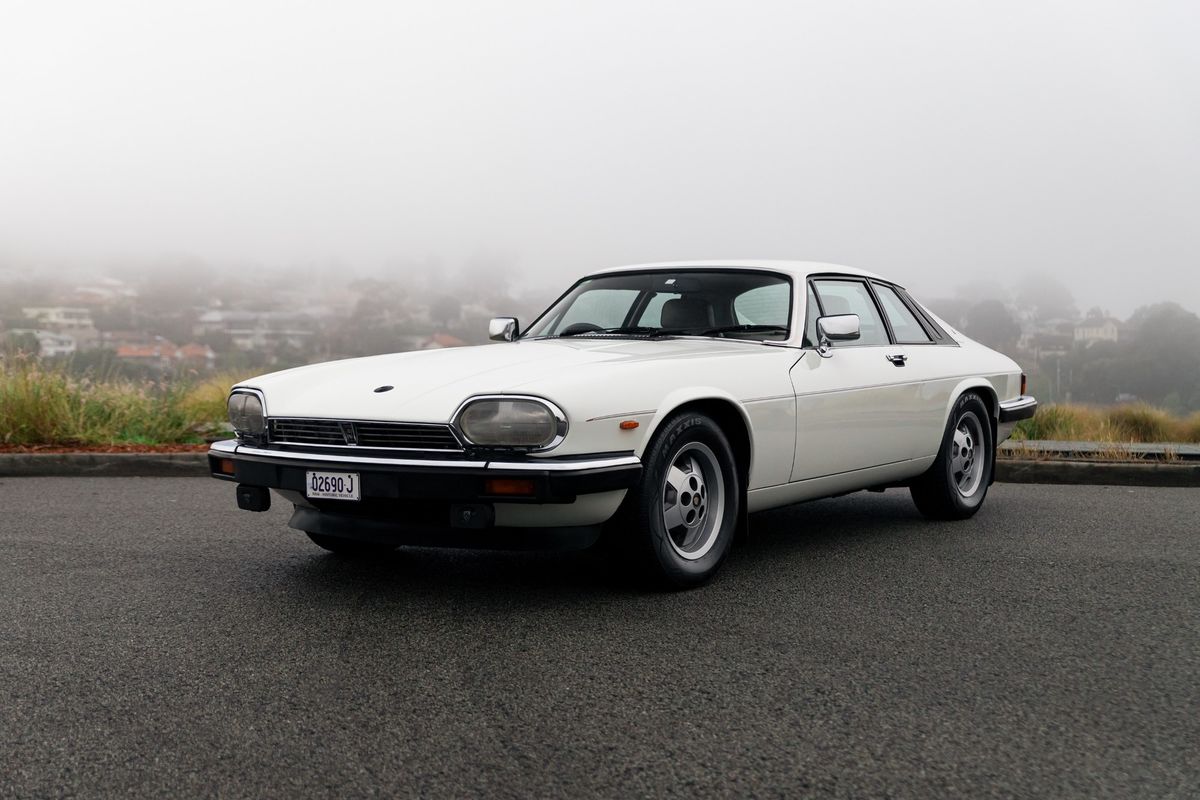 1989 JAGUAR XJ-S V12 COUPE