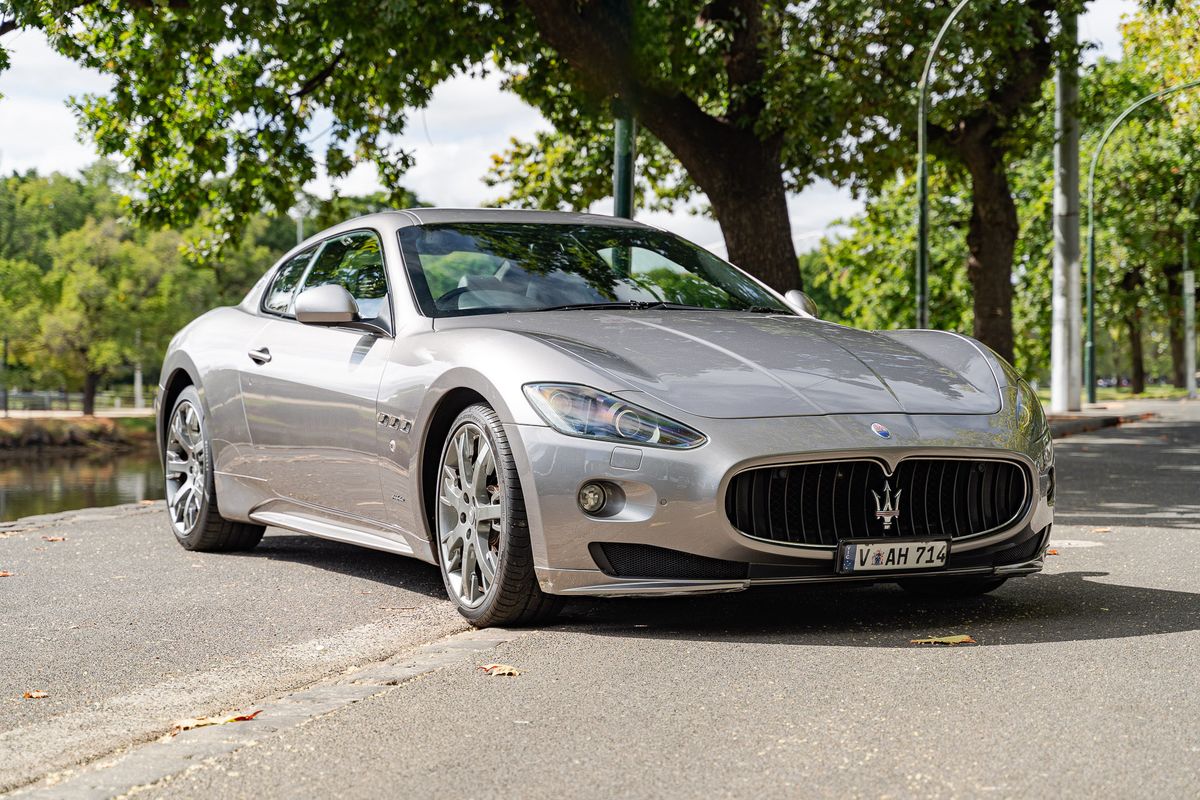 2012 Maserati GranTurismo S MC Sport Line
