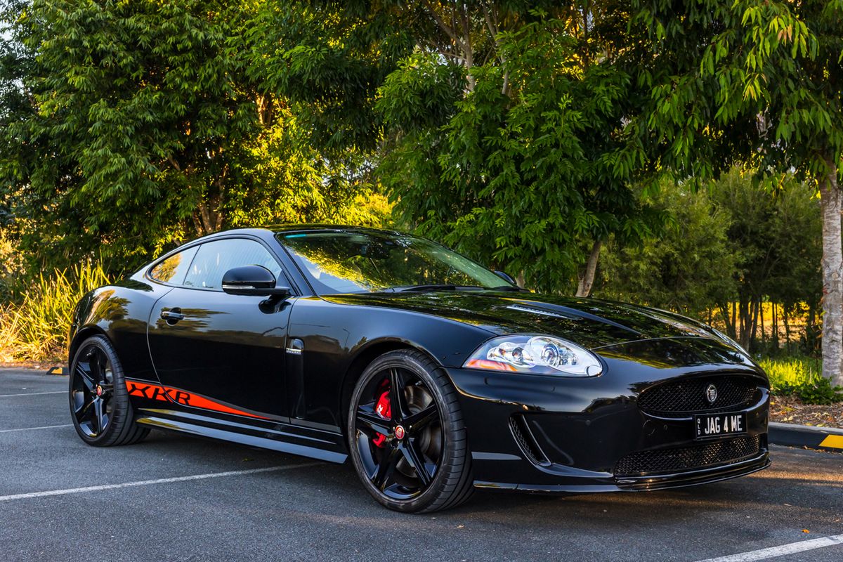 2011 Jaguar XKR 5.0 - 8,443 Km